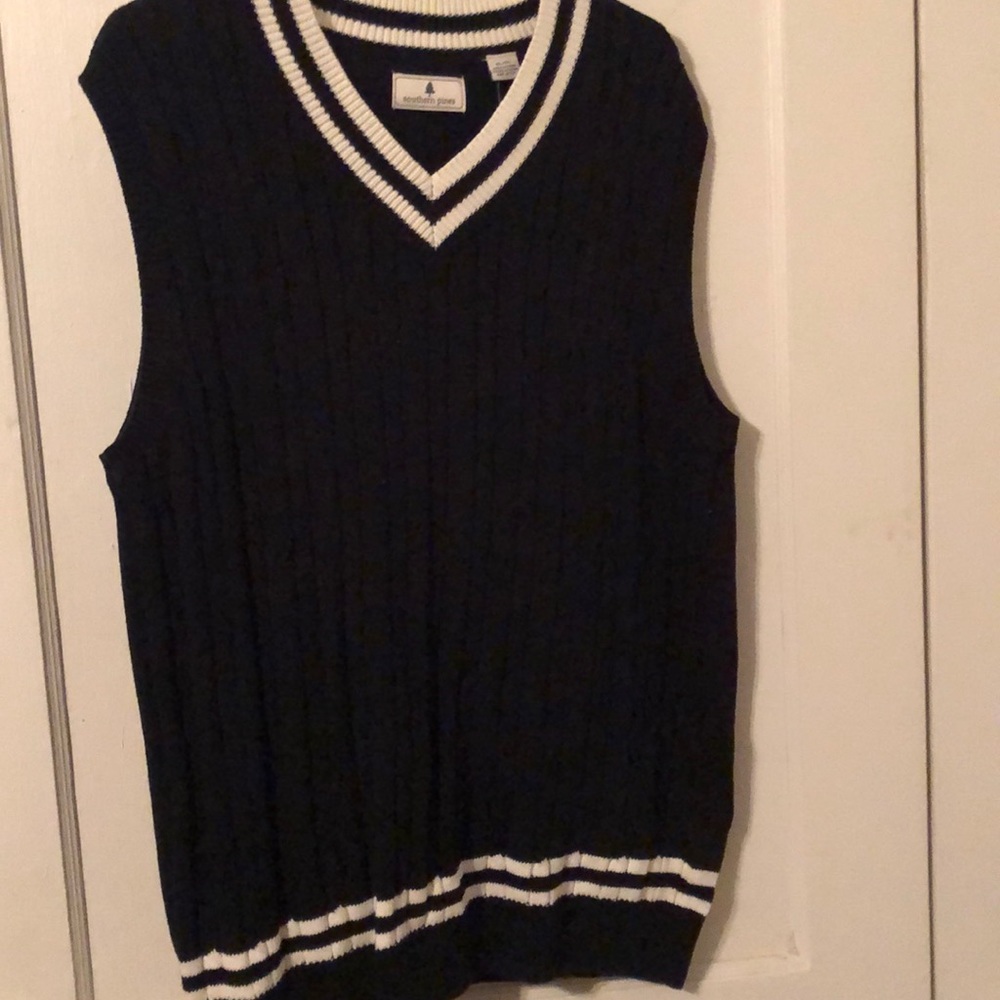 Sweater vest
